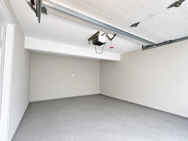 174 Adams St #6 — Photo 24