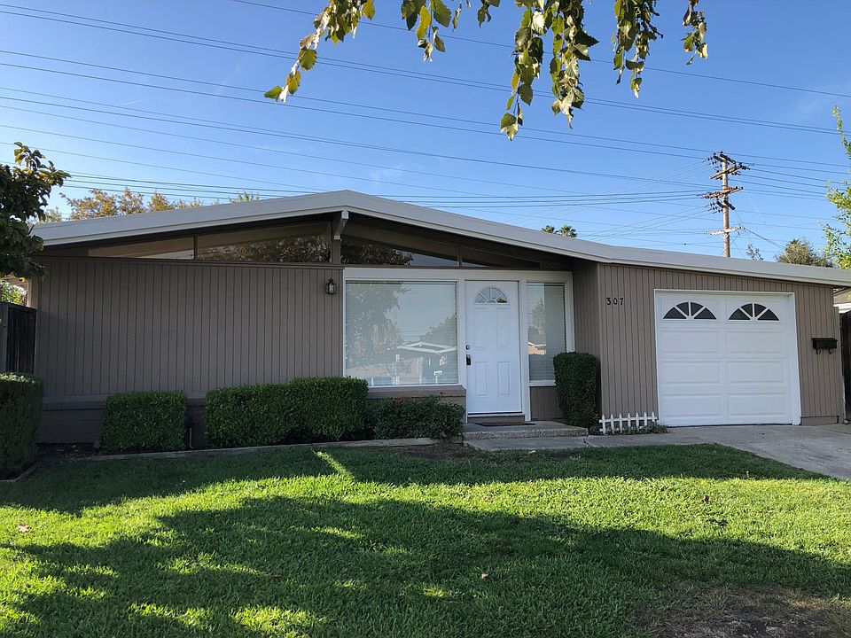 1st image of 307 Greenlake Dr