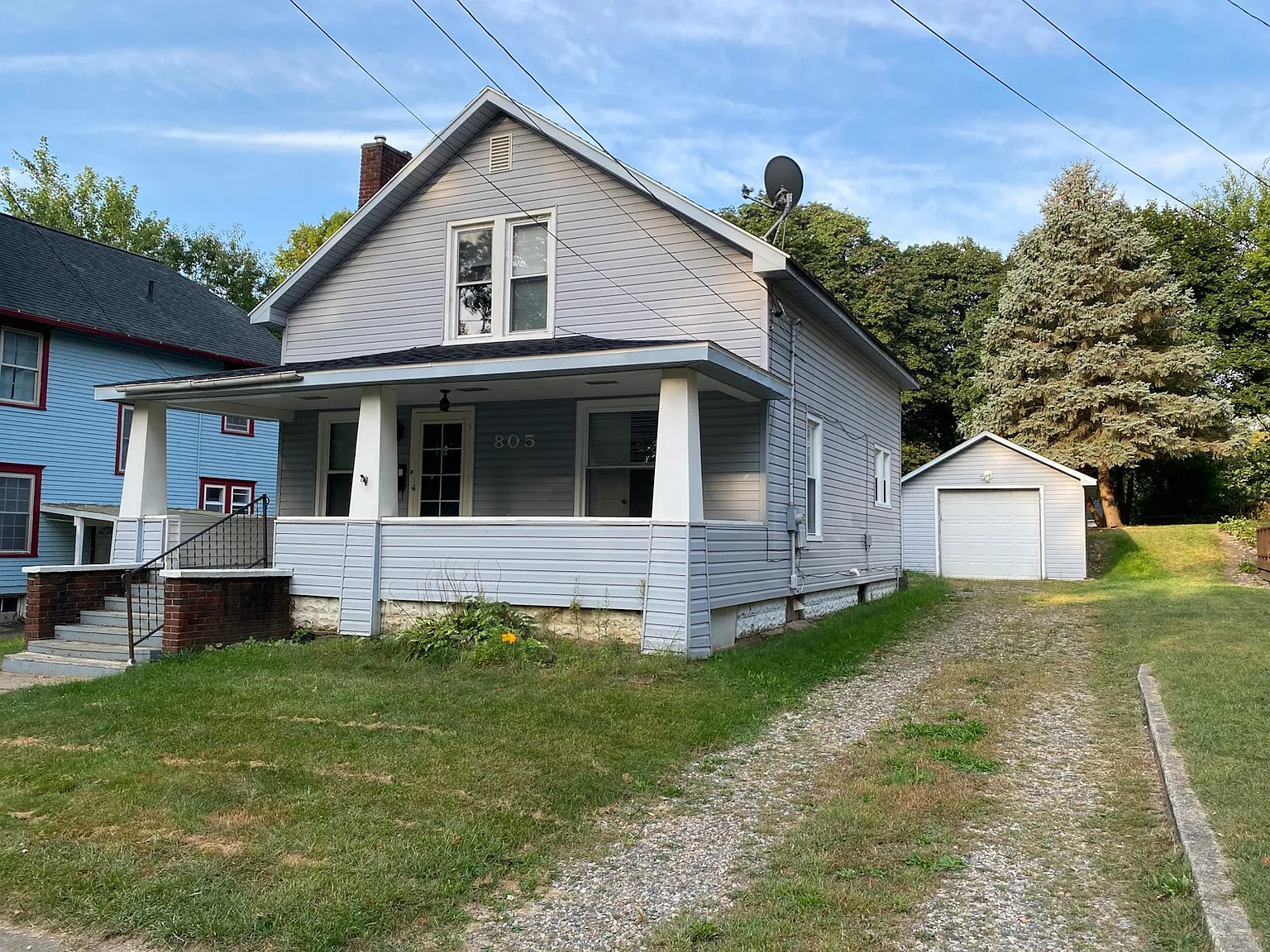 805 N Berrien St photo 1