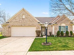 18744 Round Lake Rd, Noblesville, IN 46060