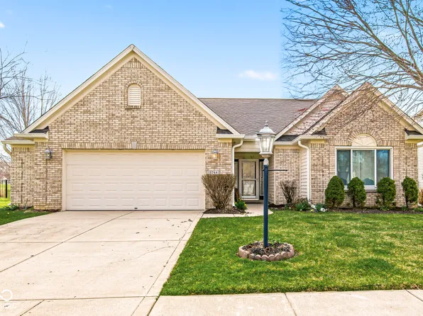 18744 Round Lake Rd, Noblesville, IN 46060