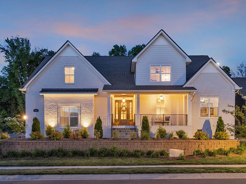 1st image of 401 Yellowtail Dr