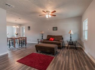 302 Live Oak St, Pasadena, TX 77506