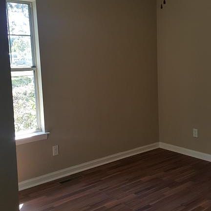 4th image of 3571 Berryhill Dr