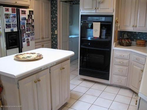 4th image of 13801 Cedarwood Dr