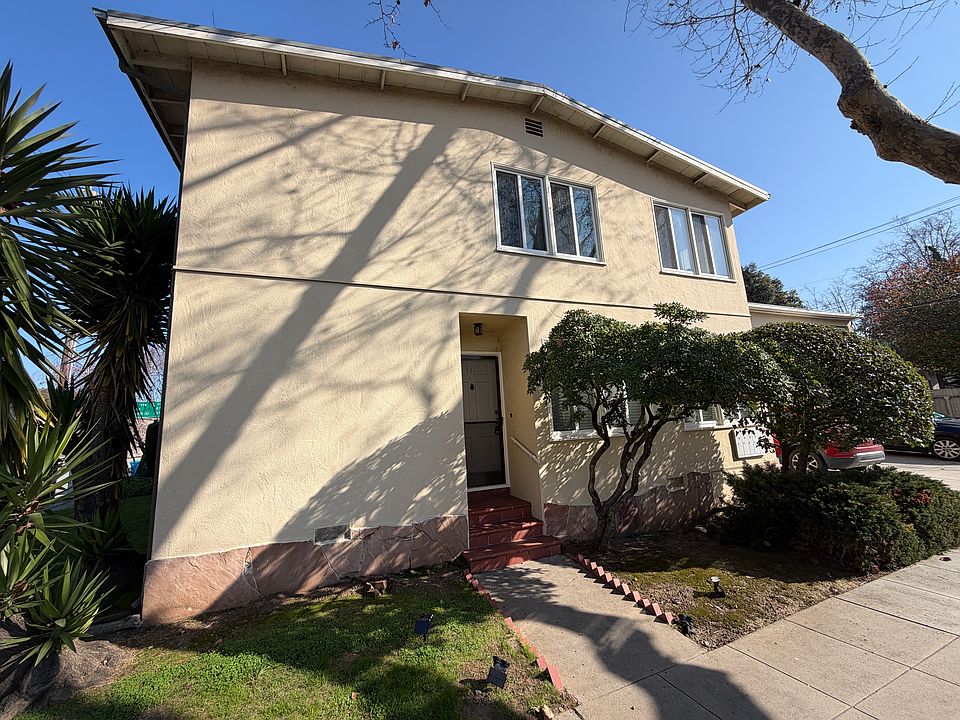 1st image of 820 Winchester Dr APT 1