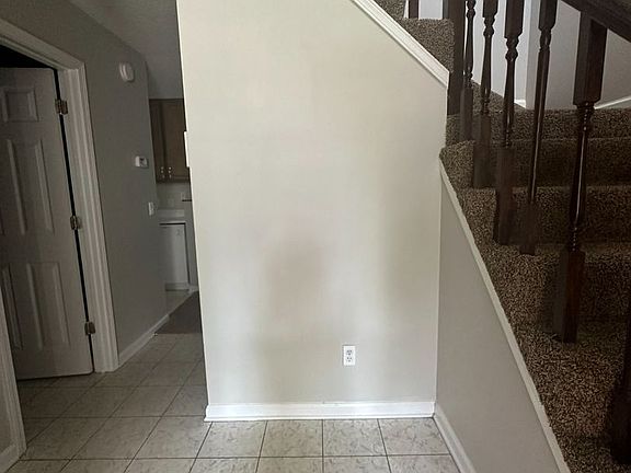 2nd image of 317 Candlebrook Dr