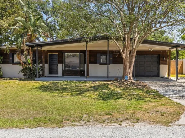 8721 N Whittier St, Tampa, FL 33617
