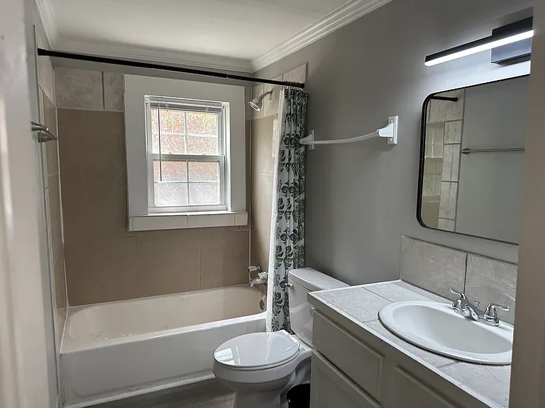 1348 Brookwood Dr — Photo 7