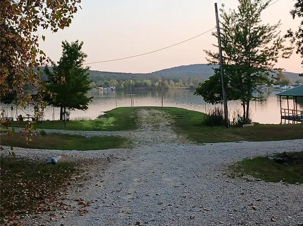 1312 Tahoe Ln, Ironton, MO 63650