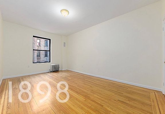5th image of 1 Wadsworth Ave #3J
