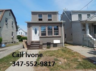 9021 214th St, Queens Village, NY