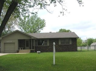 9024 Bryan St, Crown Point, IN 46307