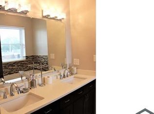 2101 W 95th St #2, Chicago, IL 60643