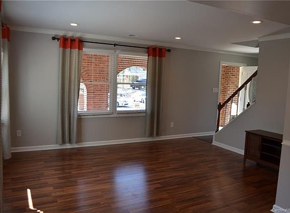 3rd image of 8101 Beechwood Trl