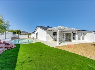 628 Winchester Dr, Henderson, NV 89002