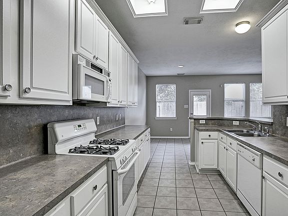 3rd image of 6403 Dawson Creek Dr #1