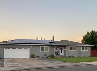 806 Rosina St, Escalon, CA 95320