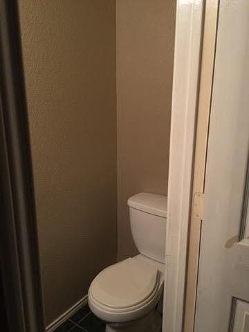 2nd image of 813 Creekside Dr