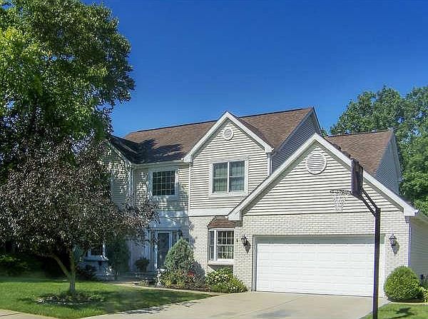 1st image of 2766 Forest Park Dr