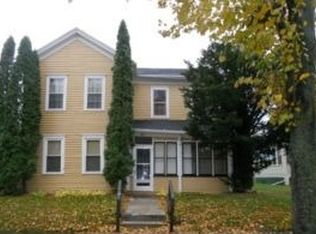 921 Saint Clair Ave, Sheboygan, WI 53081