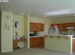 864 Hollow Way, Eugene, OR