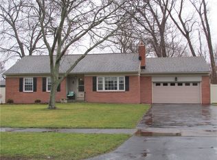 366 Fox Meadow Rd, Rochester, NY 14626