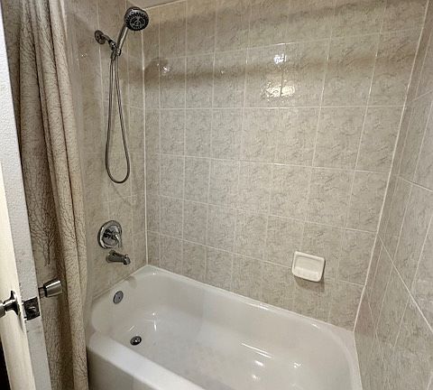 Shower/Tub