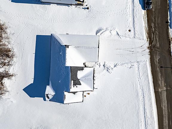 2nd image of 27 Whitefield Blvd