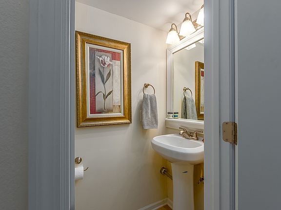 5th image of 2551 Olde Hill Ct S