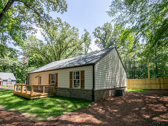 4th image of 133B Heights Dr