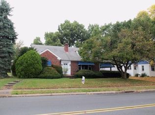 125 Governor Rd, Hershey, PA 17033