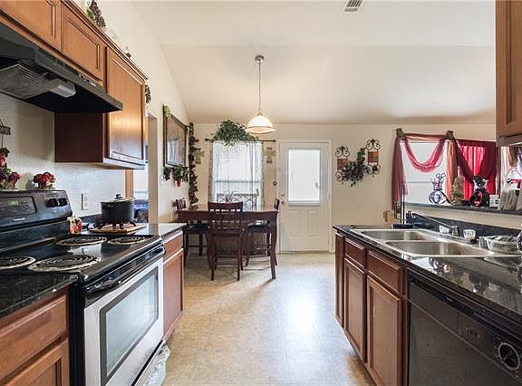 2nd image of 1646 Palm Beach Ave