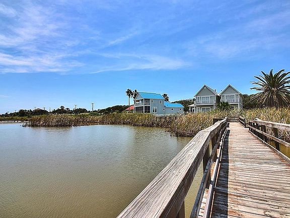 5th image of 56 Old Cottage Beach Dr