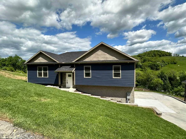 108 High Pointe Dr, Fairmont, WV 26554
