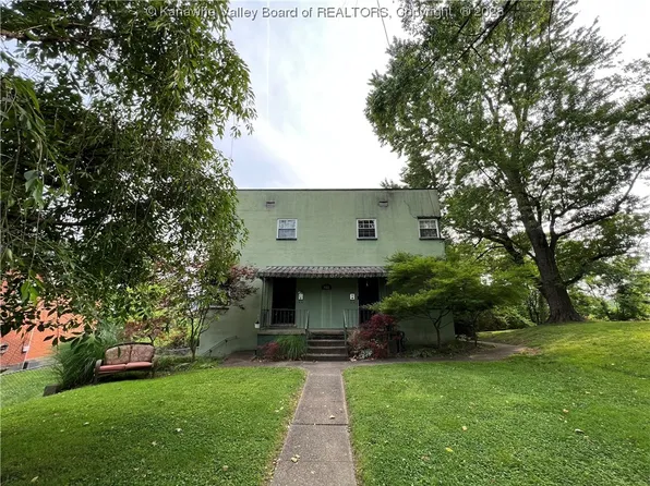 811 Edgewood Ct, Charleston, WV 25302