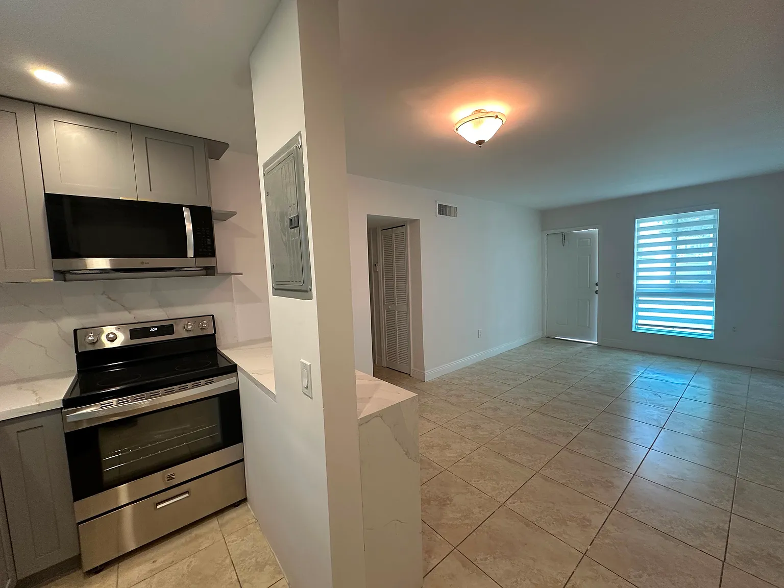 2 bed, $2,200 — Photo 4