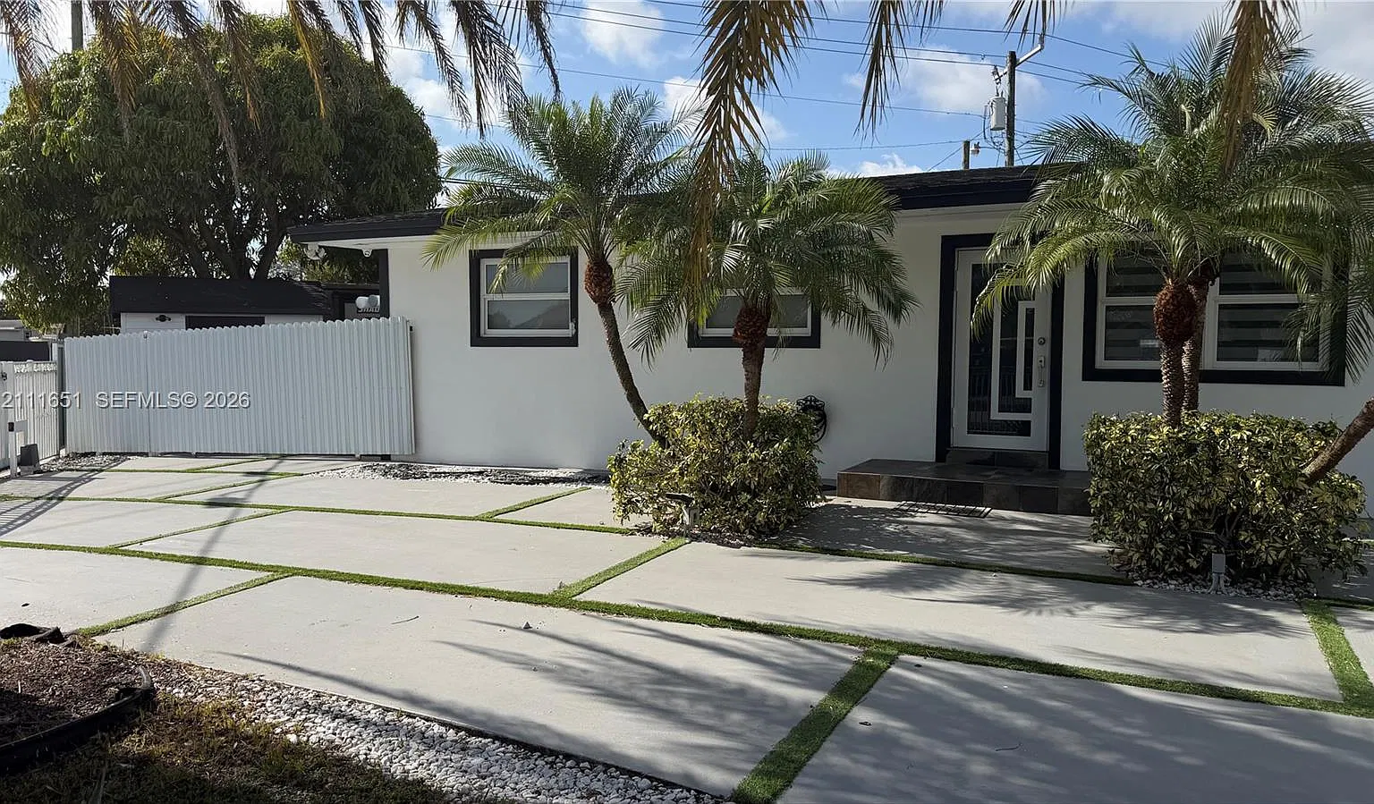 New So Miami Heights Sec — Photo 4