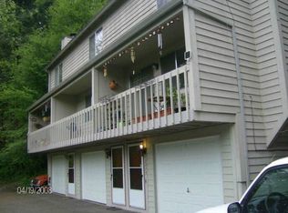 3307 SW Malcolm Ct, Portland, OR 97225