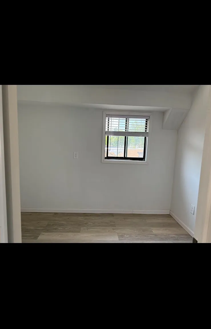 5910 174th St — Photo 1