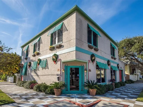 2102 Avenue N, Galveston, TX 77550