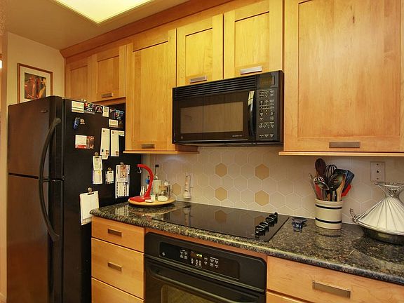 5th image of 2445 Brant St Unit 307