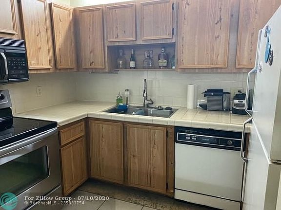 4th image of 10874 Royal Palm Blvd #10874