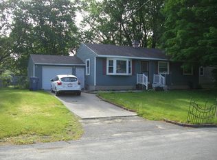 5552 Mick Ave SE, Kentwood, MI 49548