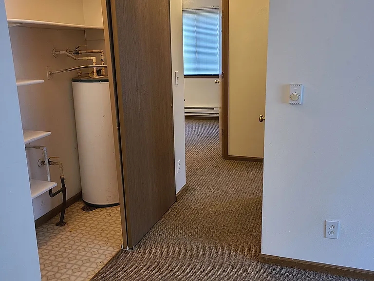 200 W State St #&-206 — Photo 1