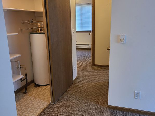 200 W State St APT 5