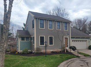 6 Ciderhill Ln, Douglas, MI 49406