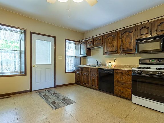 5th image of 21537 Mud Lake Rd