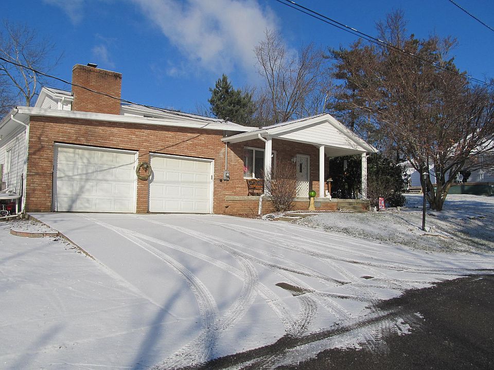 1st image of 67822 Charleston Ln