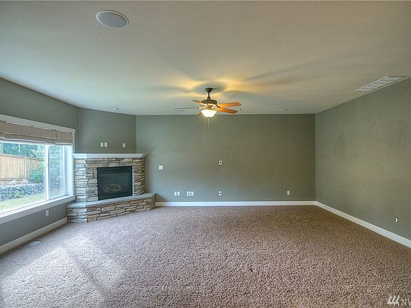 5th image of 10814 152nd Street Ct E